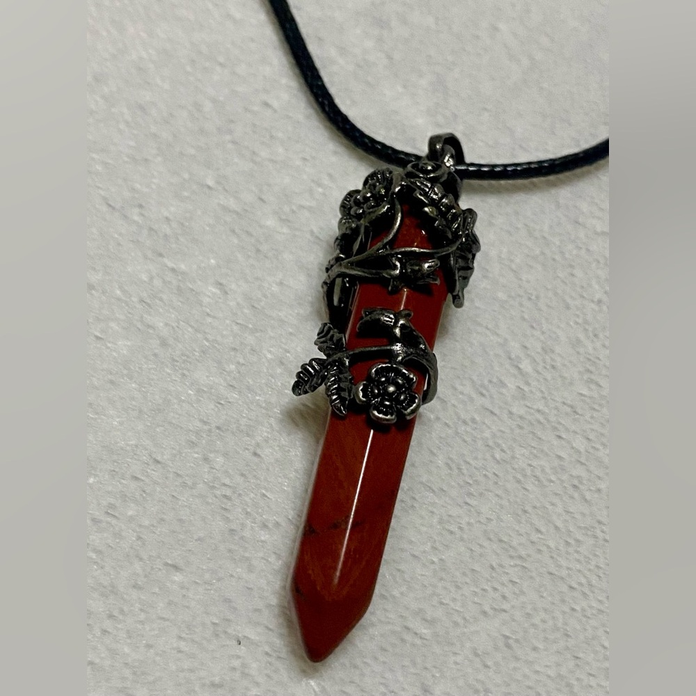 🐚🌿Elegant Red Canelian  Pendant Necklace🌿🐚